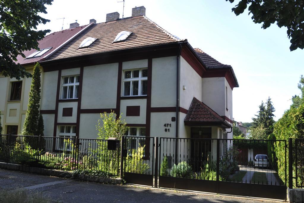 Atmospheric Quiet Apartment Praga Zewnętrze zdjęcie